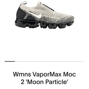NIKE Womens Vapormax Moc 2 (Moon Particle)
